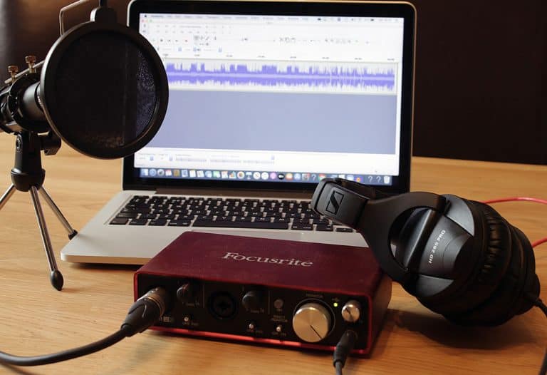 Portable Podcast Equipment Gear for Recording on Location TSP