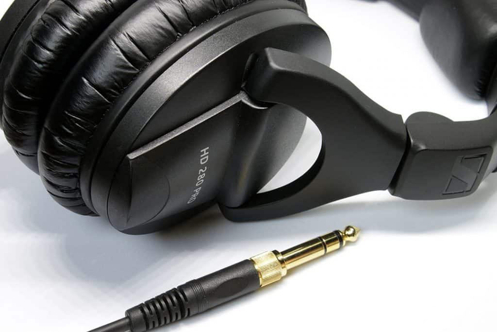 Best Headphones for Podcasting Editing and Recording TSP